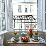 Chic Entre Histoire Et Modernite Daire *