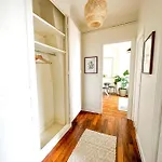 Chic Entre Histoire Et Modernite Apartamento Paris