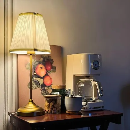 Chic Entre Histoire Et Modernite Apartament *