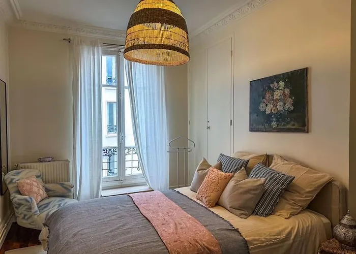 Apartament Chic Entre Histoire Et Modernite *